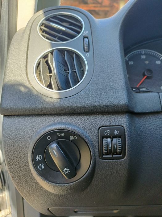 Vând Golf 5+ 2007. Motor 1.9 Diesel