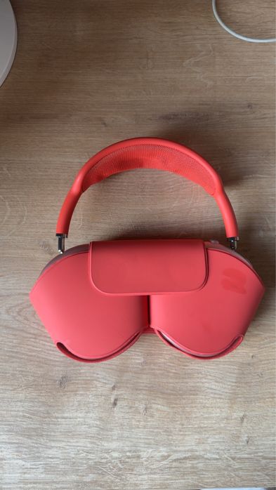 Продам наушники Apple AirPods Max