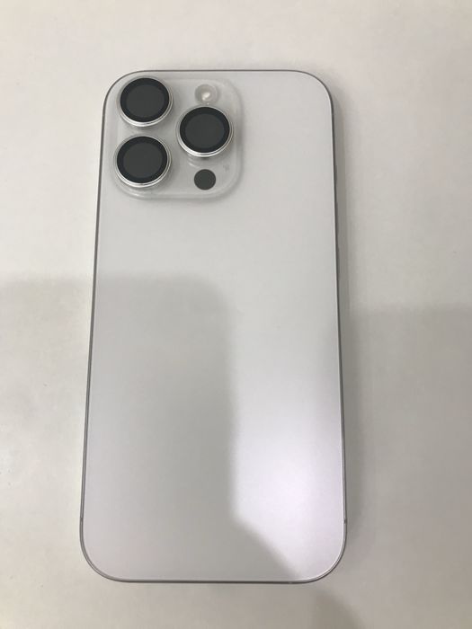 Iphone 16 pro белый