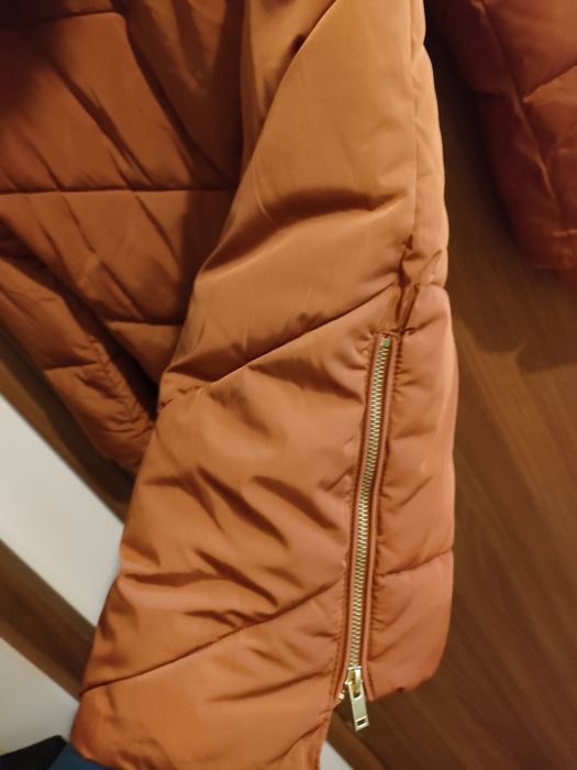 Geaca călduroasă haina iarnă Clockhouse, mărimea 38,