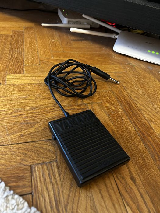 Yamaha FC-5 pedala sustain