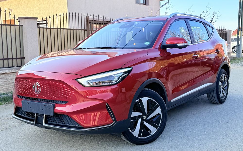 MG ZS EV Luxury Long Range