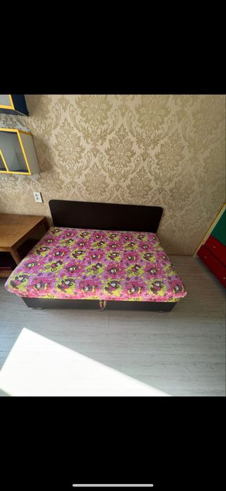 Отдам бесплатно диванчик