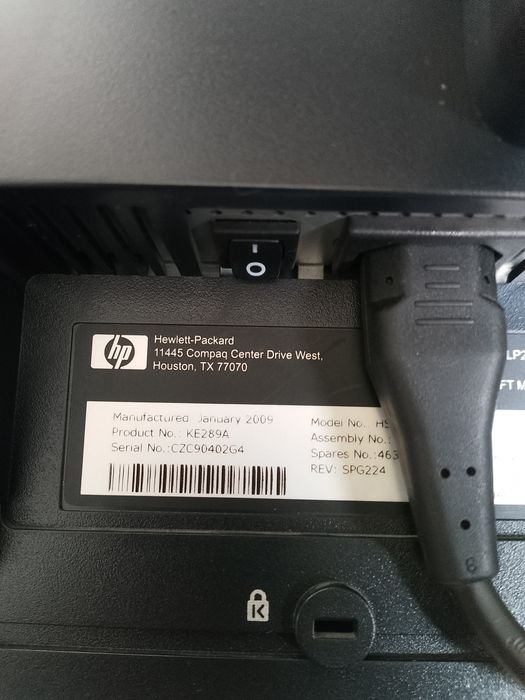 Monitor HP LP2275W 22" perfect funcțional rotativ