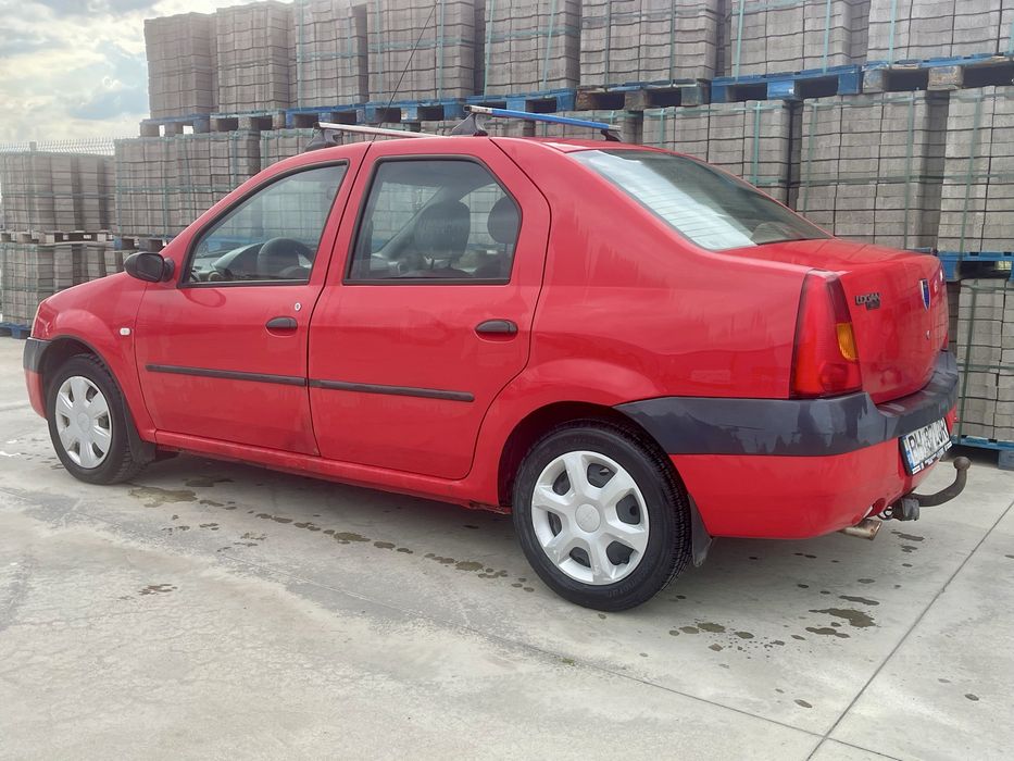 Vând Dacia Logan din 2005 cu motor de 1.4 MPI 75 kW