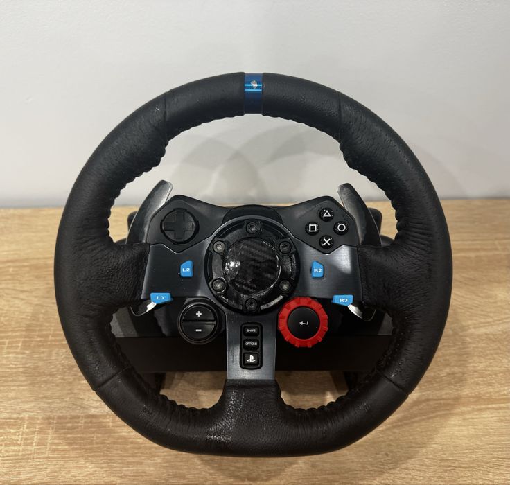Logitech g29 волан с педали и скоростен лост shifter ПЪЛЕН КОМПЛЕКТ