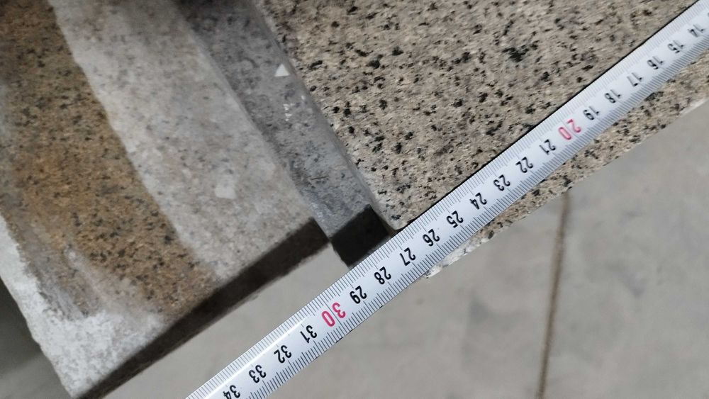 Гранитни плочи от български гранит 27 - 40/80/3