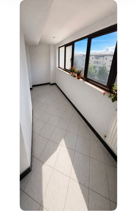 Proprietar PF vand apartament cu 4 in camere, situat in zona Arena Mall.