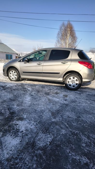 Продам машину  Peugeot 308