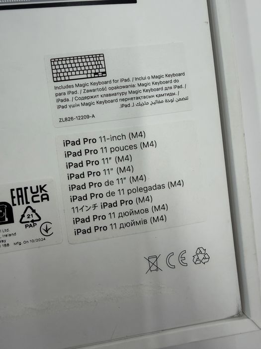 Magic Keyboard for iPad Pro M4