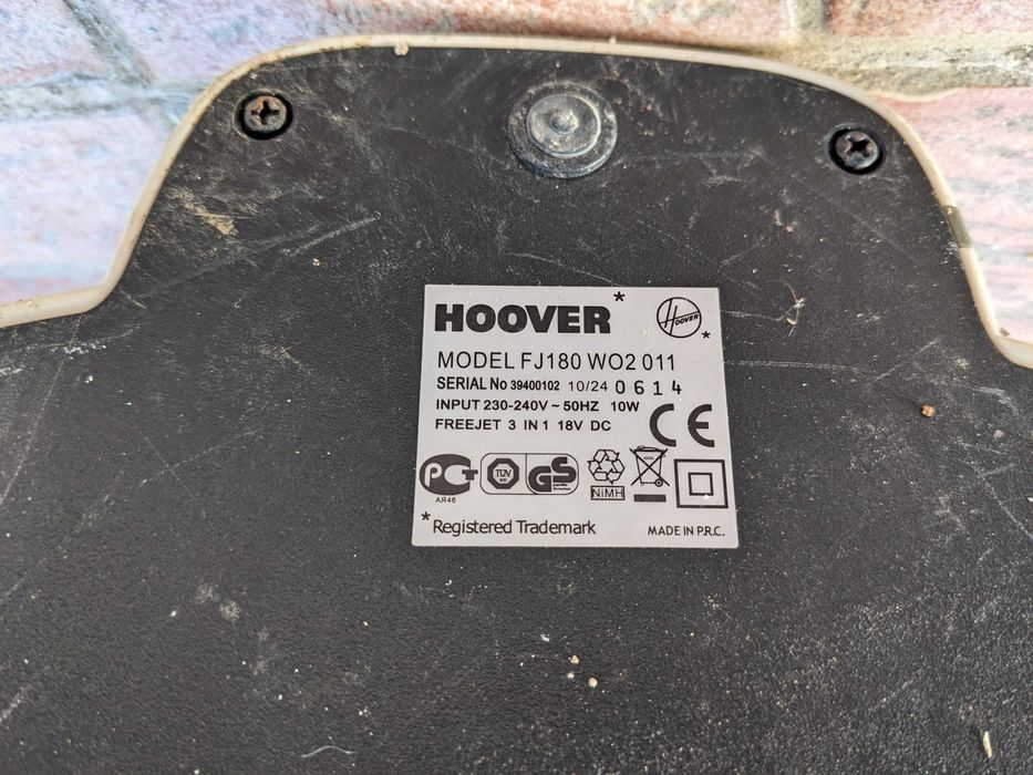 Прахосмукачка Hoover Freejet FJ180 - безкабелна