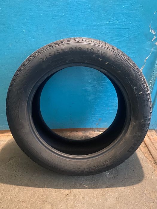 Продам летнюю резину R19