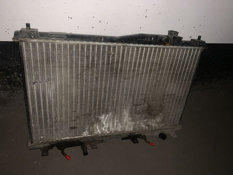 Радиатор хонда Стрим Honda Stream 1.7