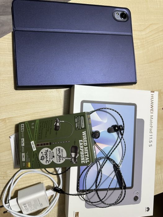 Продам планшет Huawei
