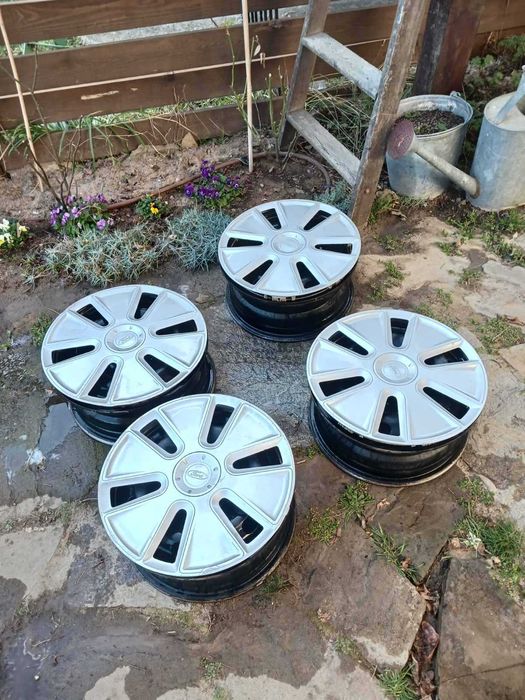 Железни джанти за Форд Фиеста