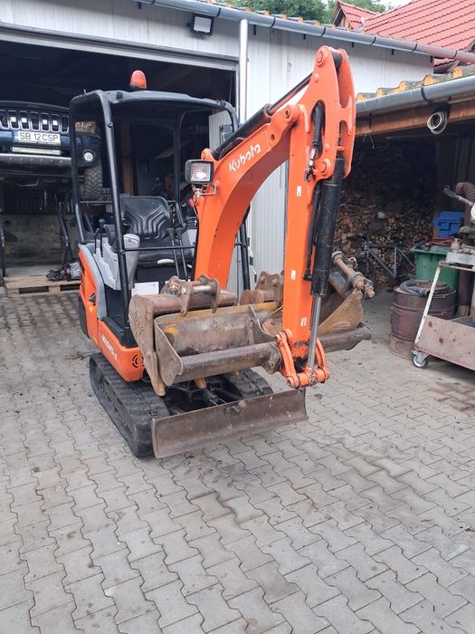 Excavator kubota