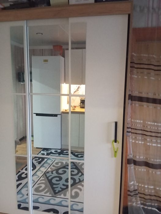 Продам квартиру в доме на 3 хозяина