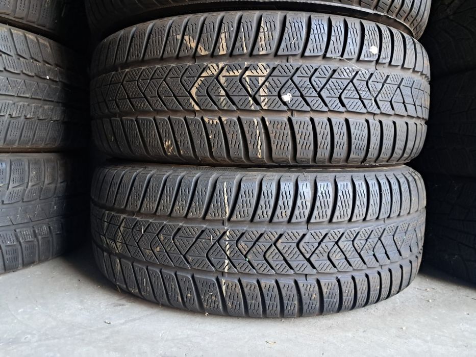 Anvelope second iarna 225 55 R17 Pirelli RFT* 2024