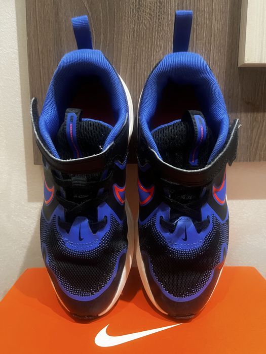 Детски маратонки Nike в отлично състояние без забележка