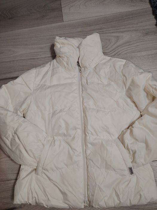 Geaca fetite primăvara, Geox