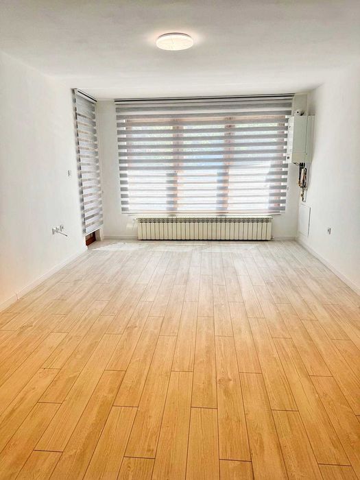 Дава се под наем Тристаен апартамент в Асеновград - 90 кв.м за 331.5 € - Снимка #5