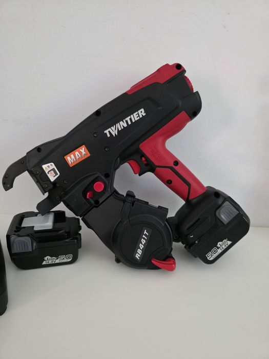 Mașina de legat fier max rb 441t