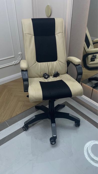 Продам офисное кресло