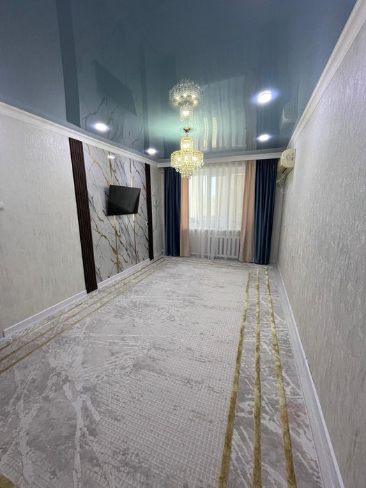 2 мкр 33 домнан 2 бөлмелі үй сатылады