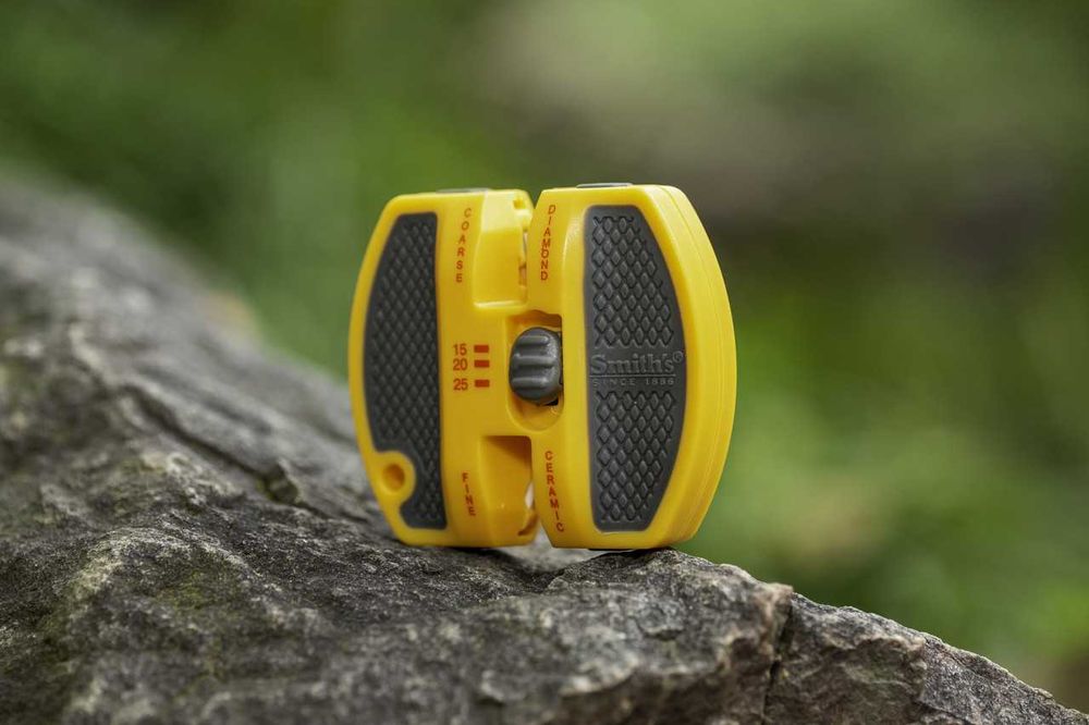 Джобно точило за ножове Smith's с РЕГУЛИРУЕМ ъгъл на заточване