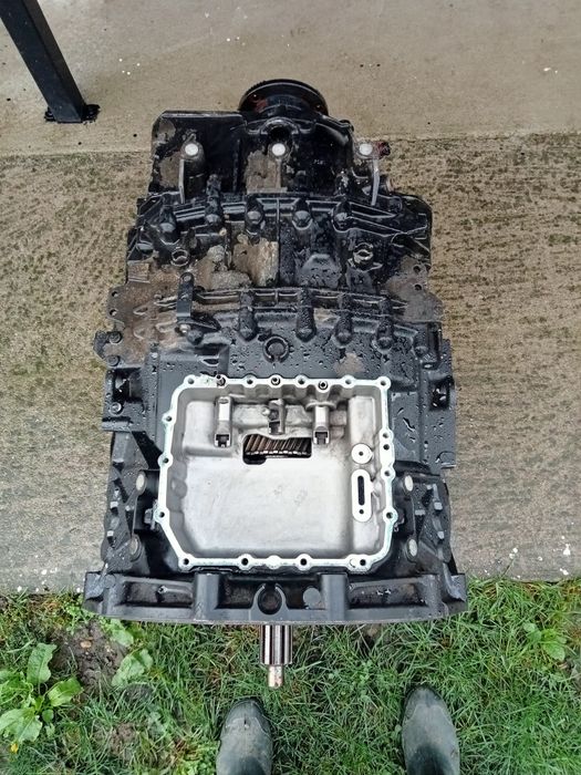 Vând cutie de viteze automată pt Man