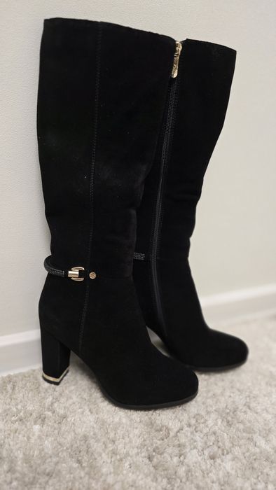 Сапожки качественные стильные