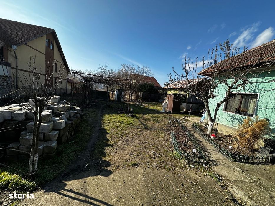 Strada Ostroveni, teren 2094m2 intravilan + constructii