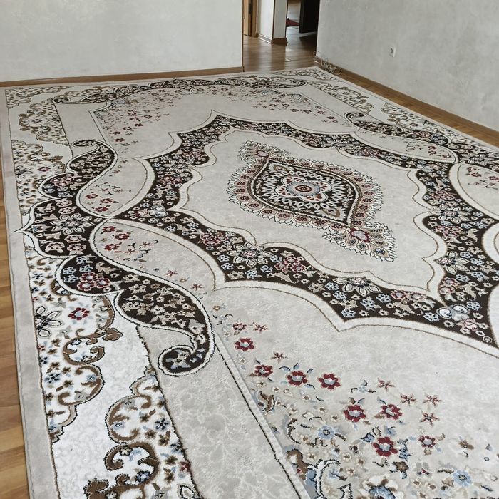 Продается ковер ,