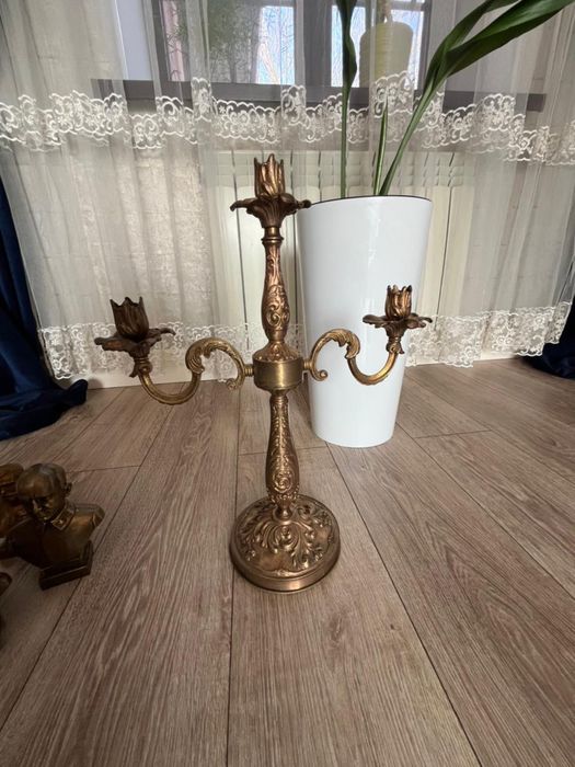 Антикварный  канделябр (подсвечник)