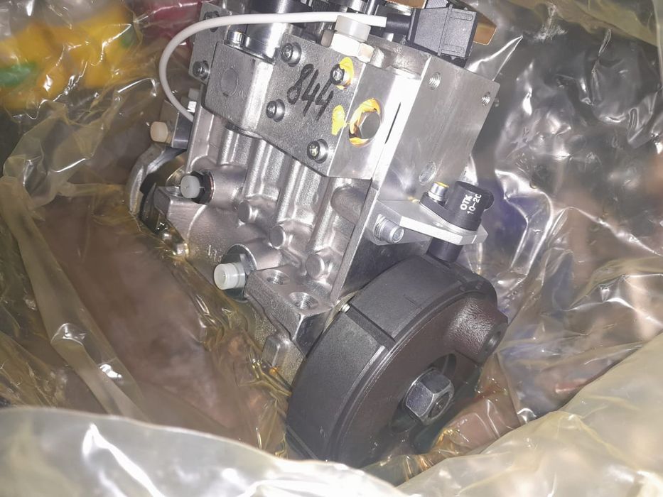 Продам топливный насос