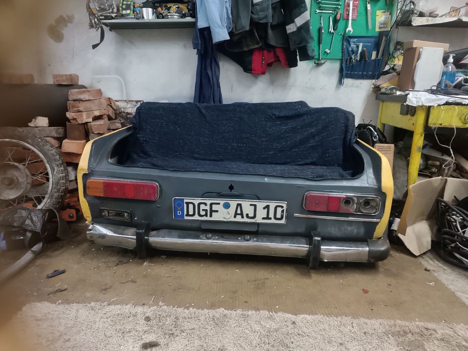 Продам из авто диван продам