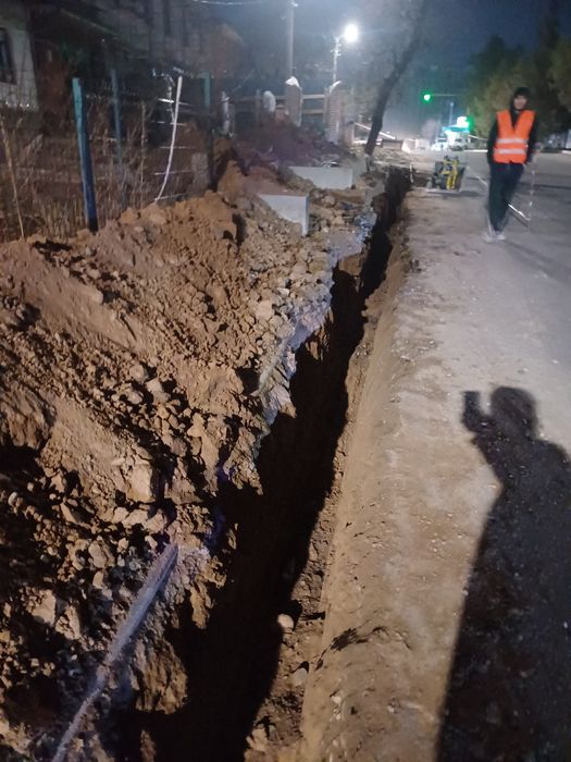 Urachi Ura tiranshe sovuq suv tortish kanalzatsiya turbalrini tortish