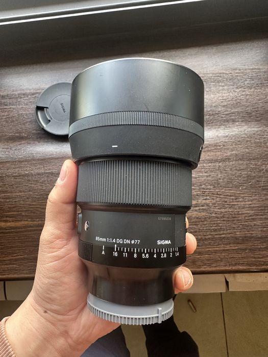 Sigma art 85mm 1.4 хорошее состояние
