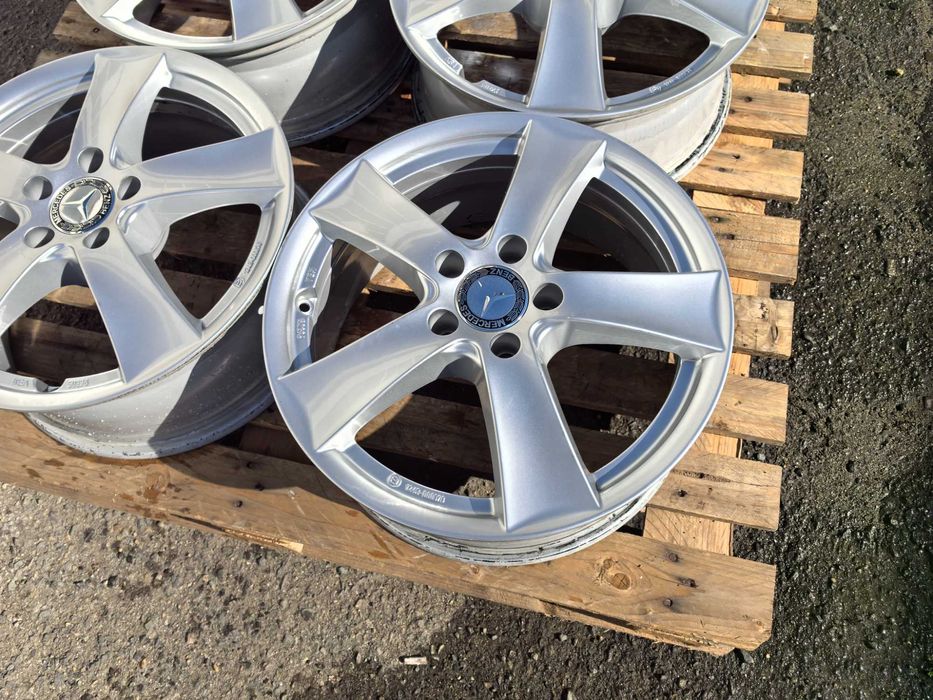 17 цола 5 х 112 мм Мерцедес Це Клас А206 - 7 Инча / ЕТ 48,5