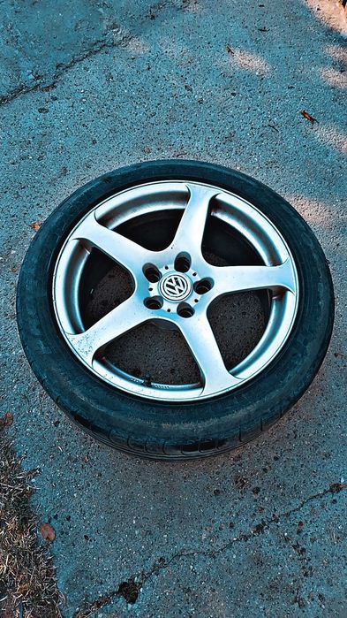 Jante WV Golf 5 pe 17 cu anvelope de vara 225/45/17