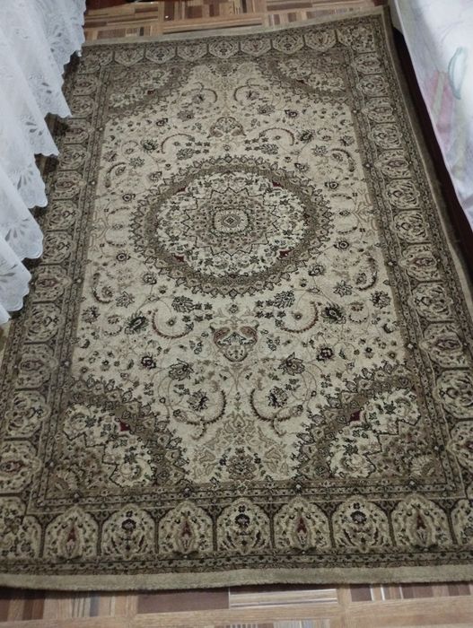 Продам ковры срочно