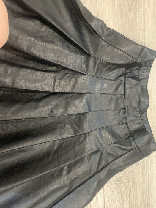 Кожаная миниюбка