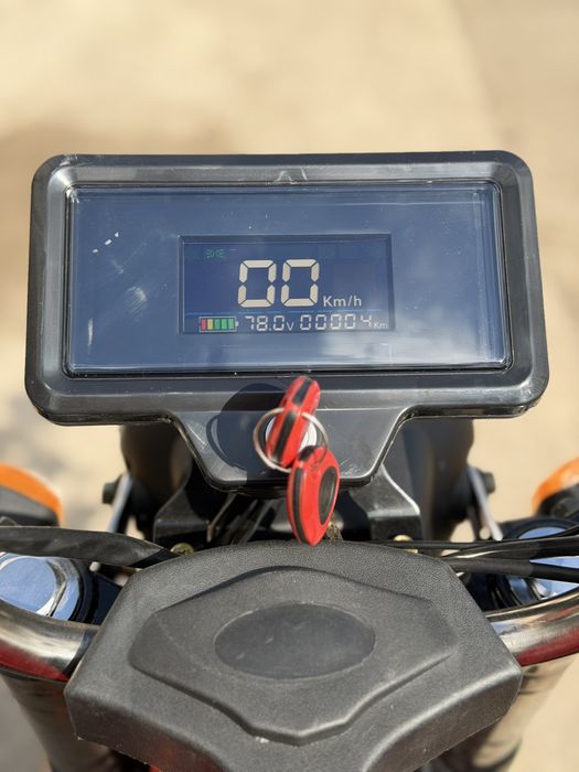 Vehicul electric cu bena triciclu fara permis