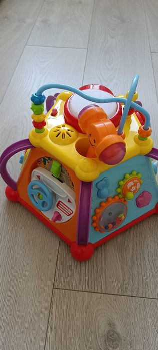 Centru de activitati 18 luni+, toate functiile merg.