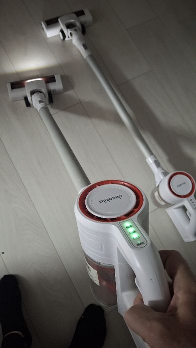 Aspirator fără fir 160 lei