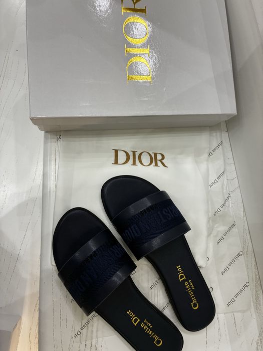 Original женская тапочка от Christian Dior