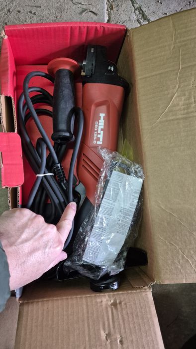 Продам болгарку HILTI
