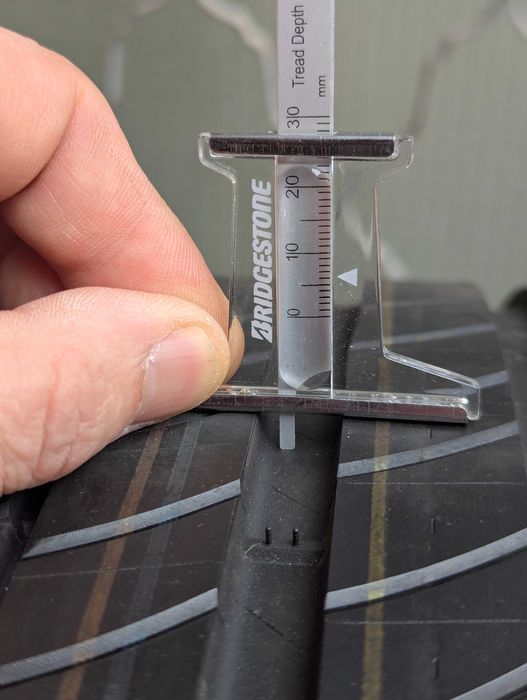 Гуми летни/зимни 16" 17" 18" 19" 20" Michelin Pireli Continental