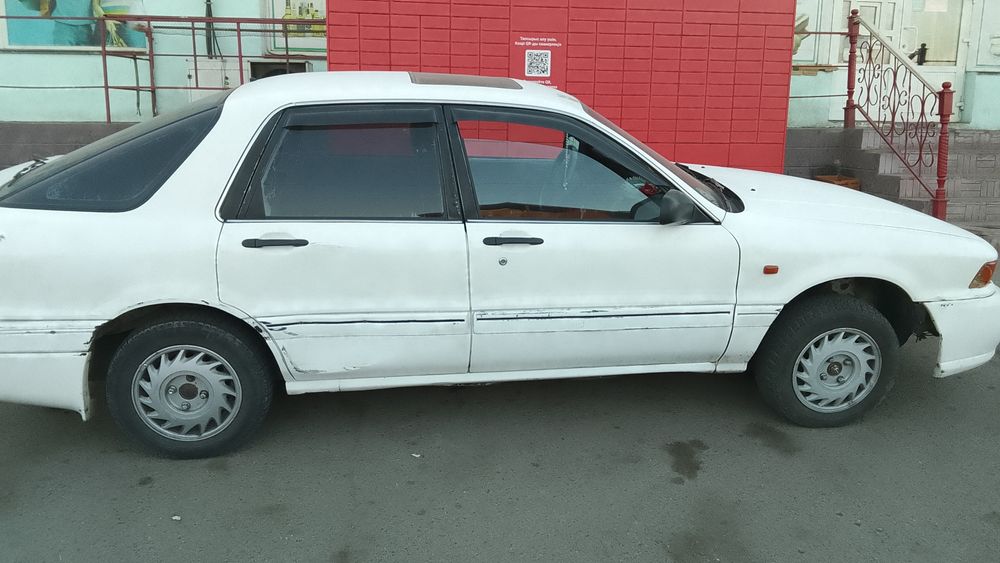 Митсубиси Галант 90г