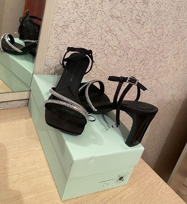 Босоножки красивые 38р,10тыс